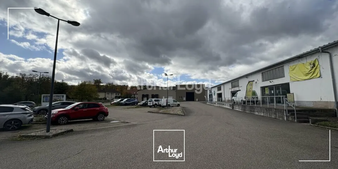 FONDS DE COMMERCE à VENDRE de 294 m²