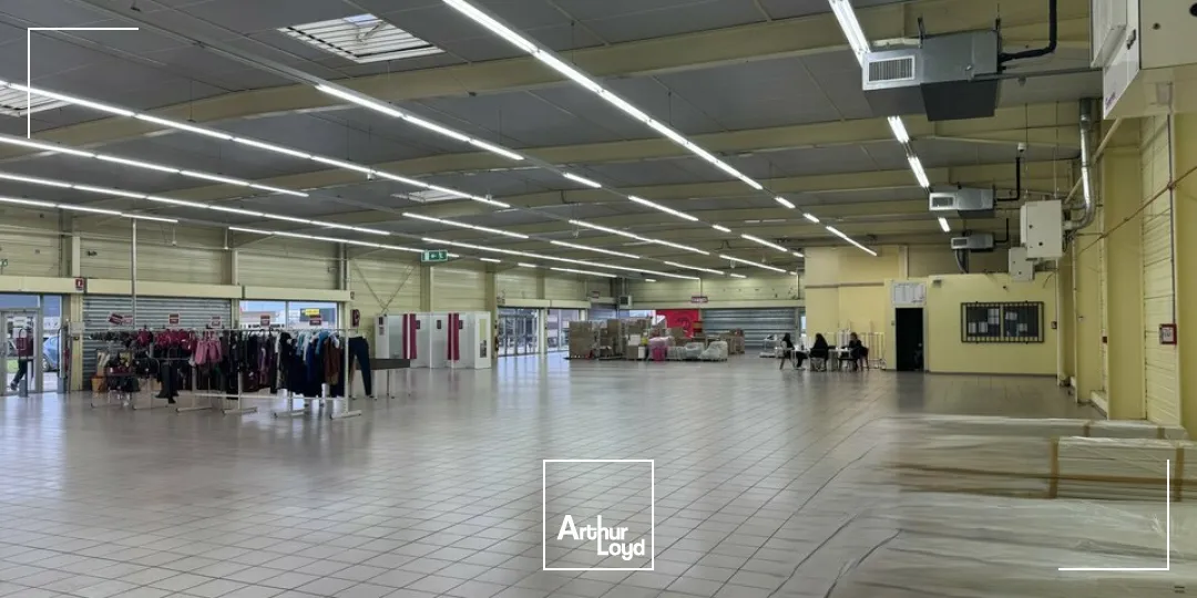 LOCAL COMMERCIAL INDEPENDANT