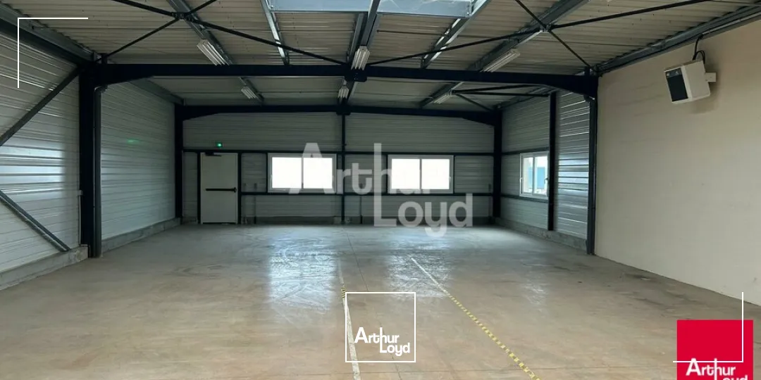 VENDÔME - LOCATION LOCAL D'ACTIVITÉ DE 488 M² - ZONE INDUSTRIELLE