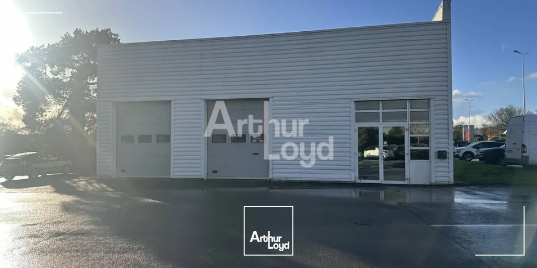 SAINT GREGOIRE - LOCAL D'ACTIVITE DE 300m² - A LOUER 