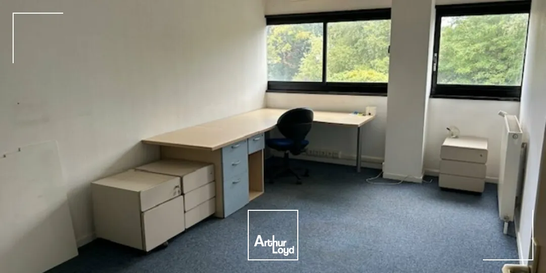 LOCAL D'ACTIVITE ET BUREAUX