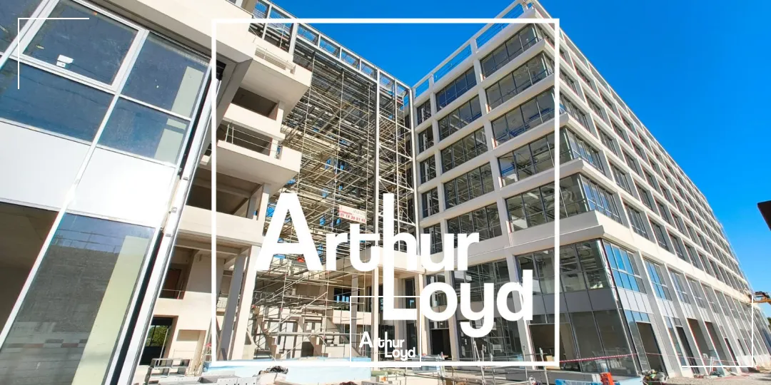 BUREAUX NEUFS AVEC SERVICES ET PARKINGS A LOUER - MONTPELLIER CAMBACERES 