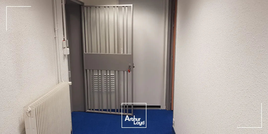 A VENDRE - Périphérie de LIMOGES - Bâtiment à usage de bureaux