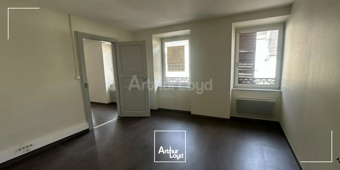 LOCAL D'ACTIVITE - ENTREPOT à VENDRE de 189 m²