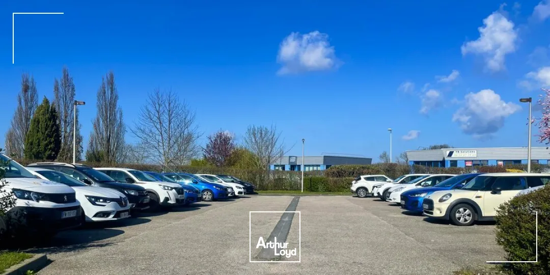 À LOUER - HARFLEUR - IMMEUBLE DE BUREAUX - 285 M2