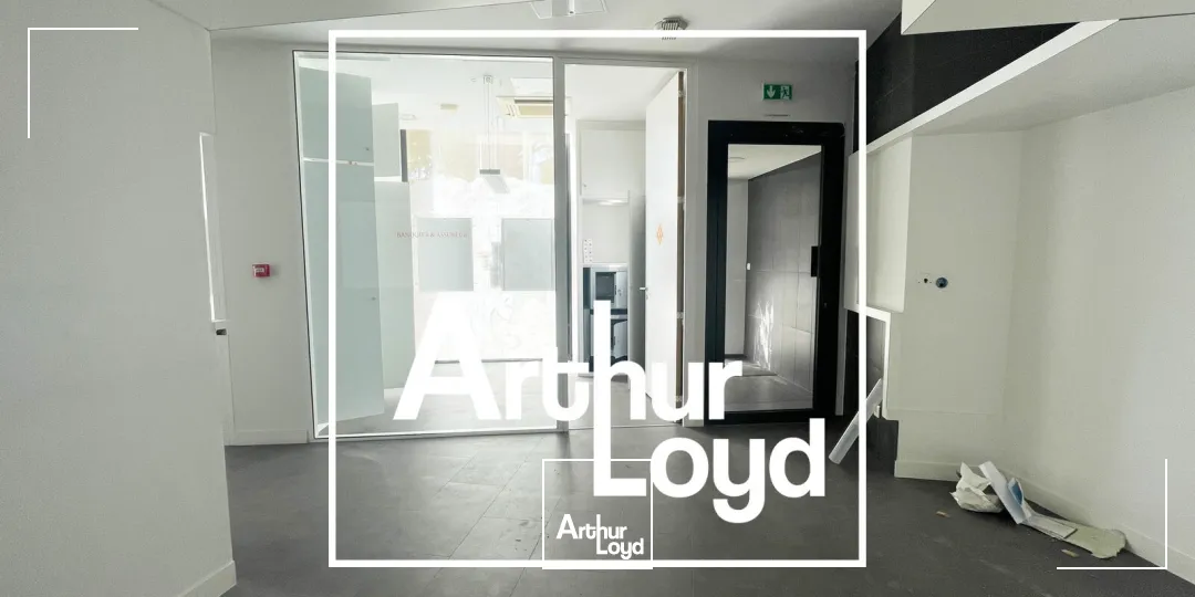 BUREAUX A LOUER - MONTPELLIER POMPIGNANE - PARKINGS PROCHE TRAMWAY