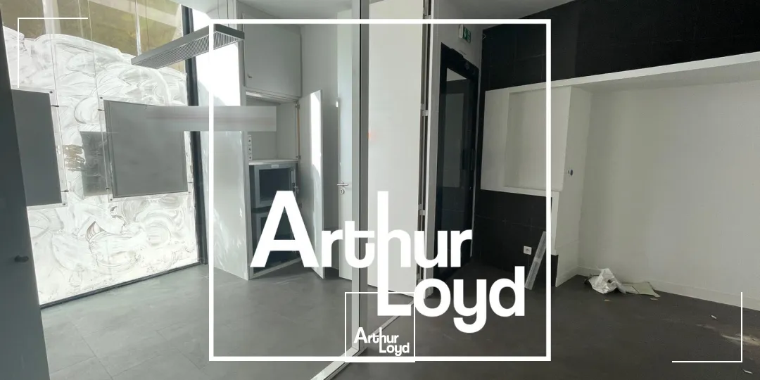 BUREAUX A LOUER - MONTPELLIER POMPIGNANE - PARKINGS PROCHE TRAMWAY