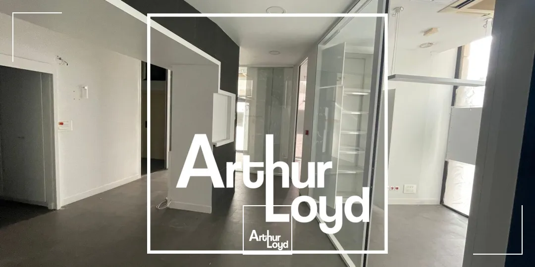 BUREAUX A LOUER - MONTPELLIER POMPIGNANE - PARKINGS PROCHE TRAMWAY