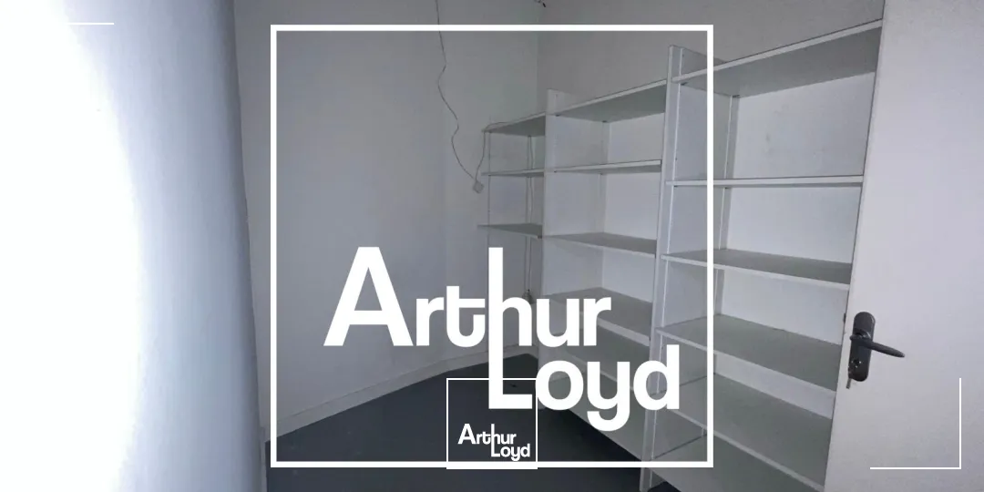 BUREAUX A LOUER - MONTPELLIER POMPIGNANE - PARKINGS PROCHE TRAMWAY