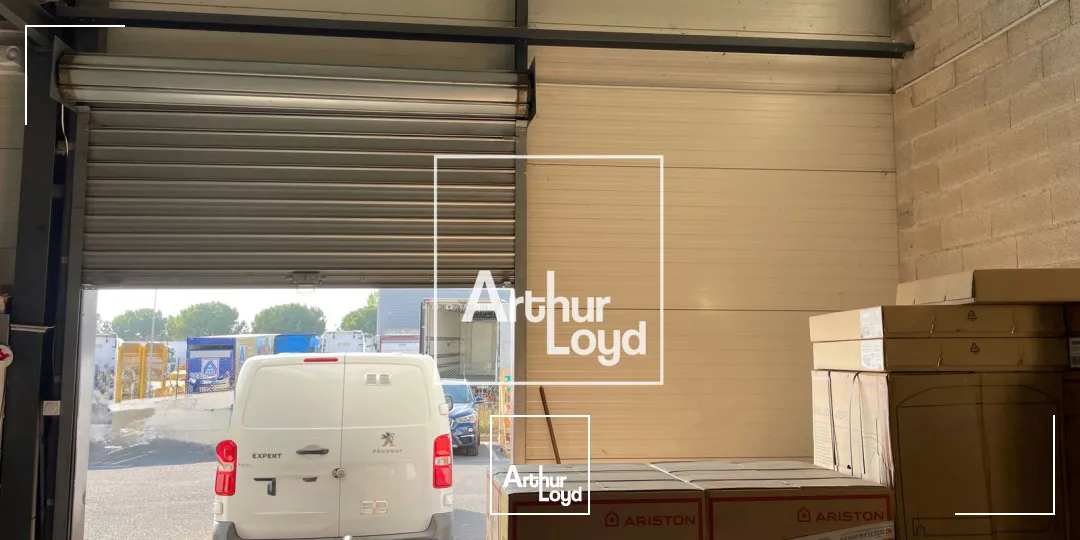 Local d'activité de 239 m² à louer - Vendres - Site professionnel dynamique, accès immédiat A9 et Ouest de Béziers