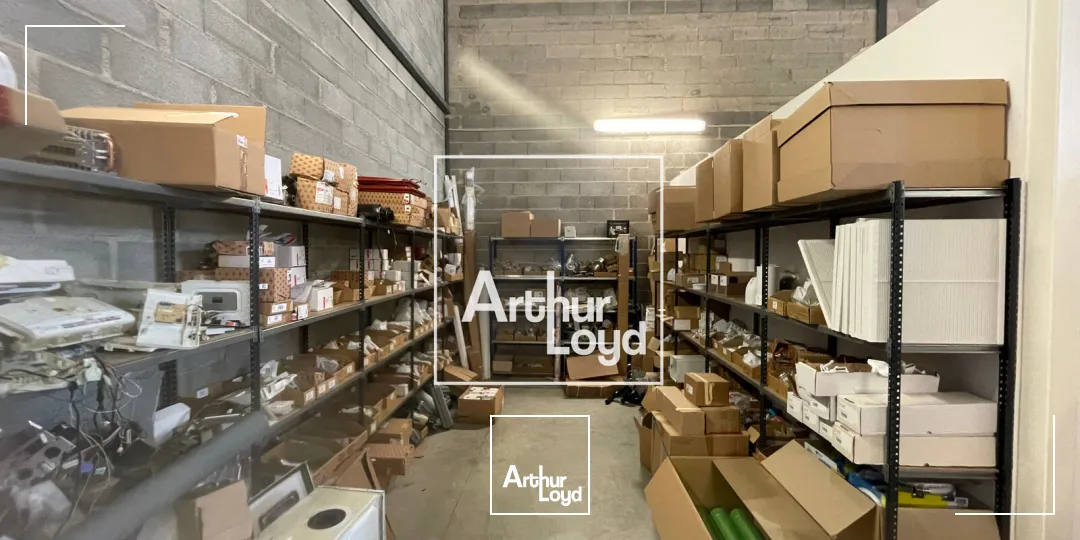 Local d'activité de 239 m² à louer - Vendres - Site professionnel dynamique, accès immédiat A9 et Ouest de Béziers