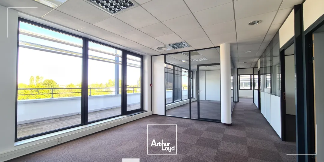 A louer - EUROPARC- Bureaux au sein d'un complexe tertiaire de dernière génération - Saint Priest