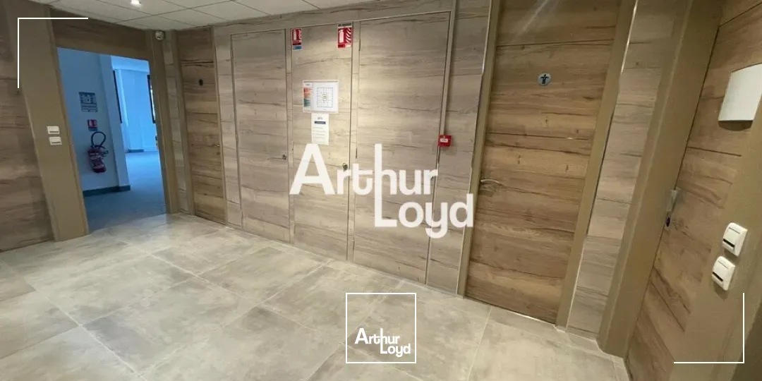 Bureaux à louer 110.11 m² Sophia Antipolis - Environnement paysager