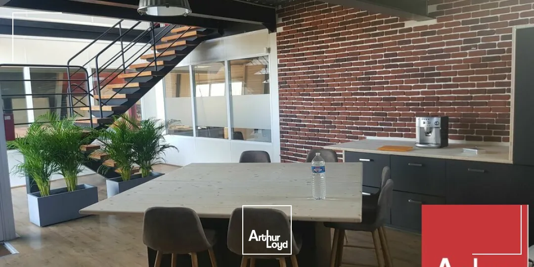 MONTELIMAR - Axe passant - A louer plateau de bureaux en rez-de-chaussée 