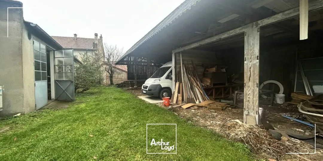 Champforgeuil -Proximité sortie autoroute