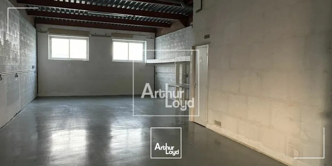 A LOUER LOCAL - LISSES