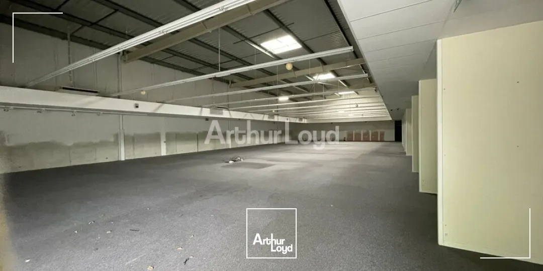 Locaux commerciaux - Location - CHÂLONS-EN-CHAMPAGNE - 51000 - 900-900 - 7572432