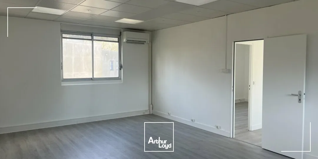 TOURS SUD - SAINT-AVERTIN LES GRANGES GALAND A10 - A LOUER 91 M² BUREAUX - 3 PARKINGS
