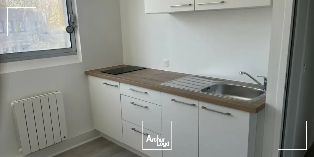 TOURS SUD - SAINT-AVERTIN LES GRANGES GALAND A10 - A LOUER 91 M² BUREAUX - 3 PARKINGS