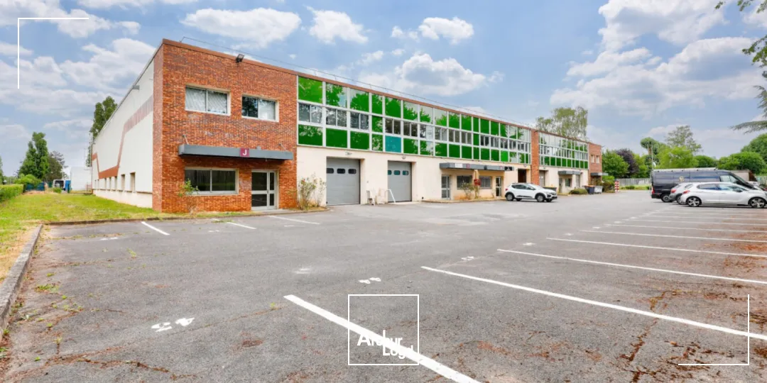 Locaux d'activité à louer à LES ULIS 91940