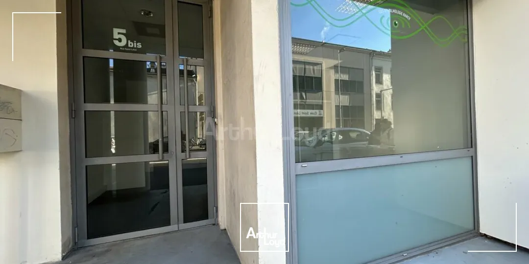 LOCAL COMMERCIAL à LOUER de 50 m²