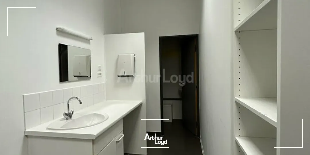 LOCAL COMMERCIAL à LOUER de 50 m²