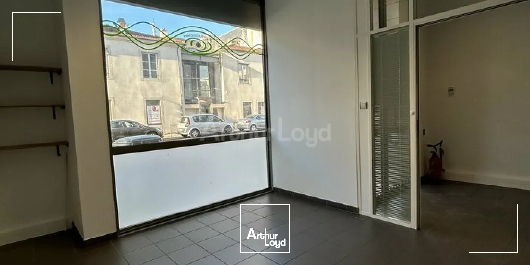 LOCAL COMMERCIAL à LOUER de 50 m²