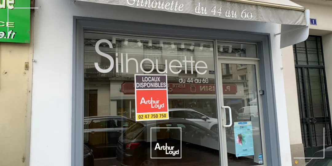 TOURS CENTRE HALLES COMMERCE A LOUER 38 M² AVEC CAVE