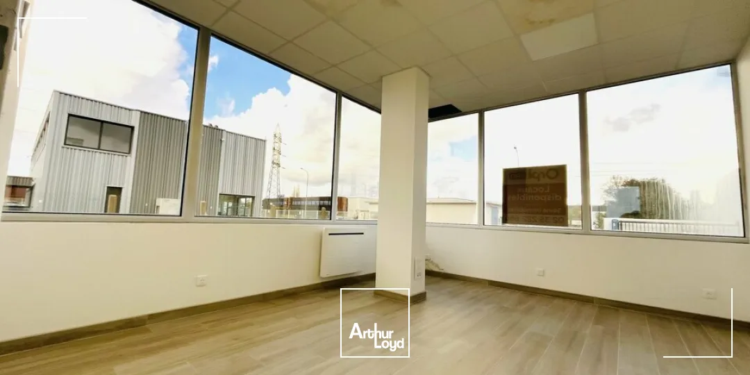 A LOUER - ZONE INDUSTRIELLE DU HAVRE LOCAUX D'ACTIVITES 597 M²