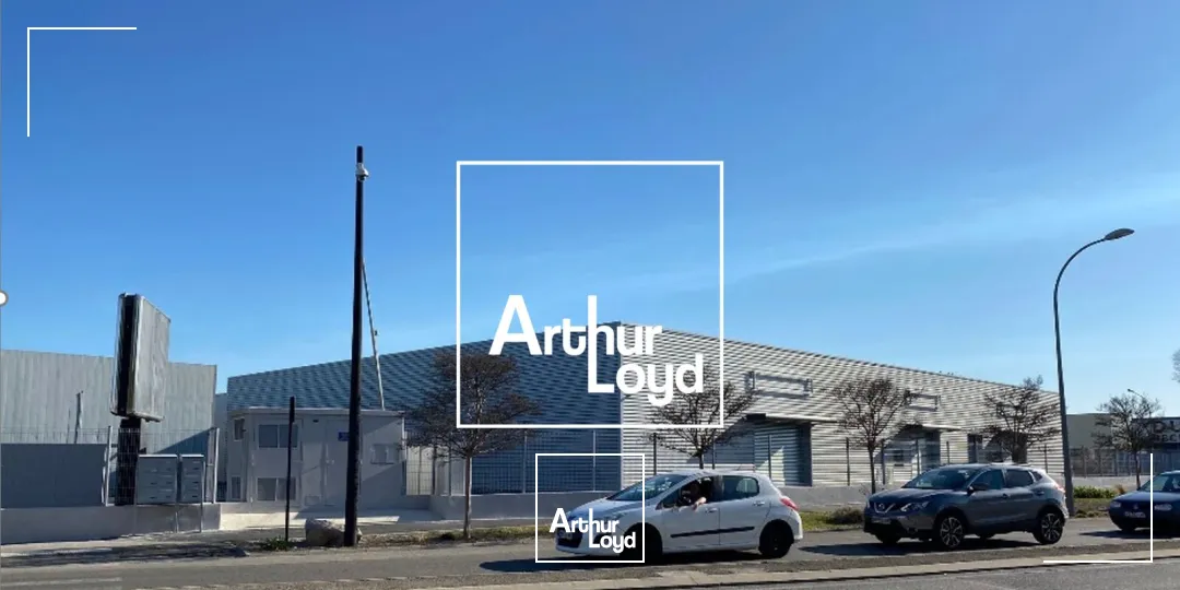 ENTREE ZONE ST CESAIRE - LOCAL D'ACTIVITES - 270M2 A LOUER