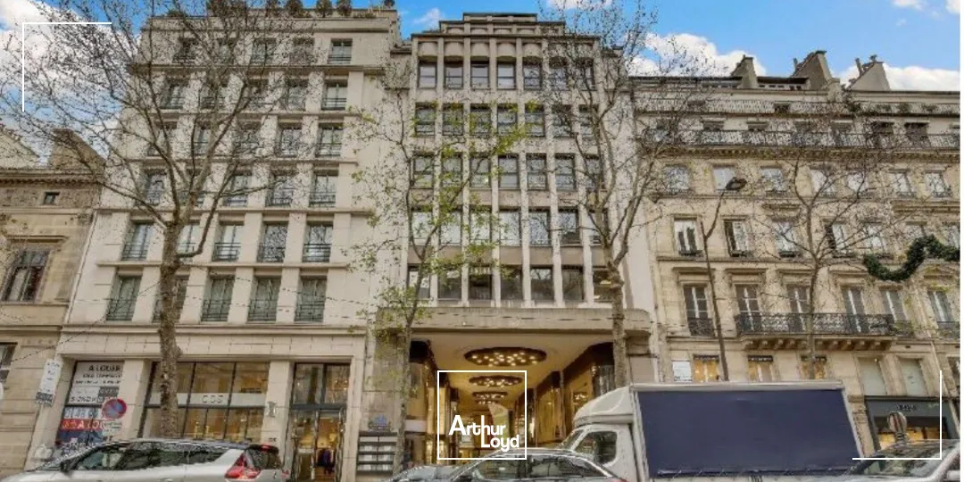 Bureaux à vendre à PARIS 75008