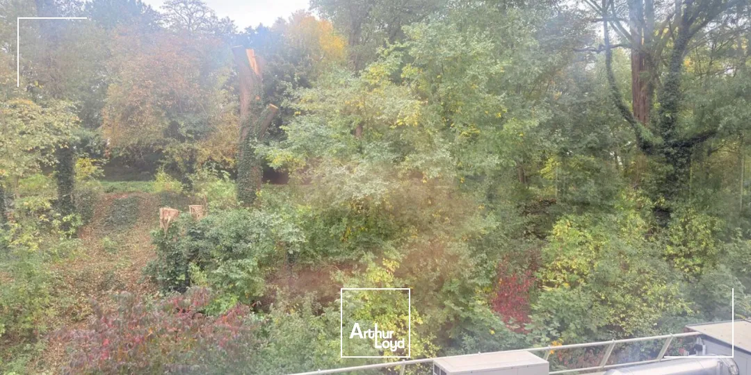 À vendre ou à louer : Bureaux avec parkings dans un environnement verdoyant - Accessibilité idéale proche grands axes