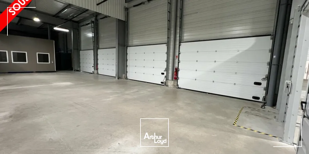 Bâtiment industriel ou logistique urbaine à SOYAUX