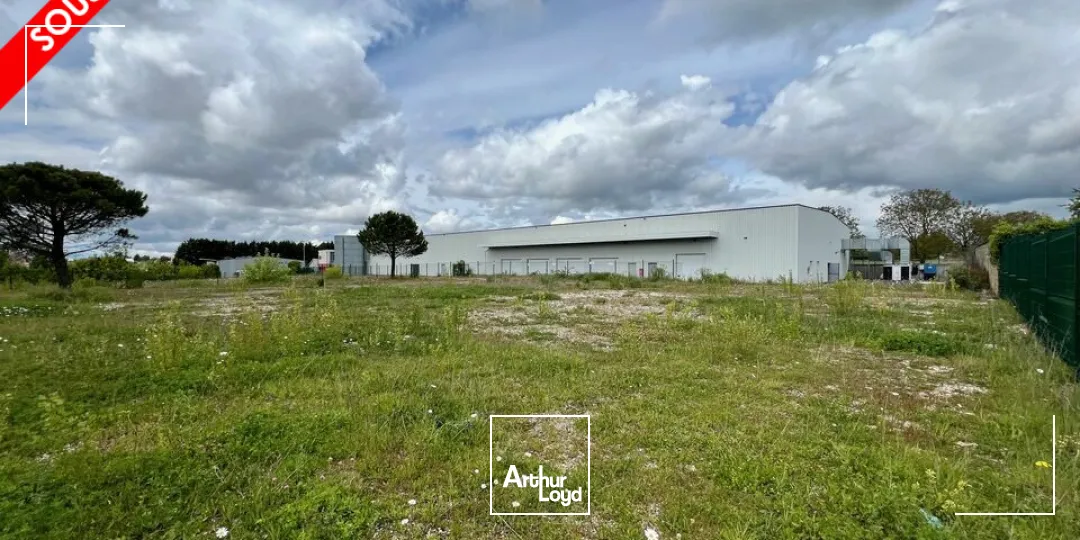 Bâtiment industriel ou logistique urbaine à SOYAUX