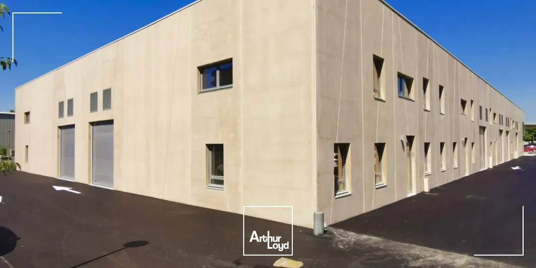 Local d'activités récent à LOUER sur AIX EN PROVENCE