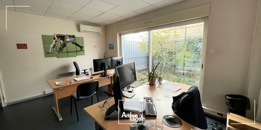 BÂTIMENT INDÉPENDANT DE BUREAUX À VENDRE-311 M²-SAINT HERBLAIN