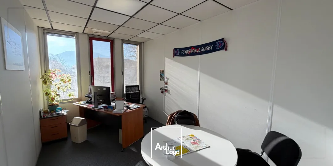 BUREAUX A LOUER - MEYLAN 138 m²