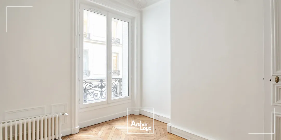 Bureaux à louer à PARIS 75008