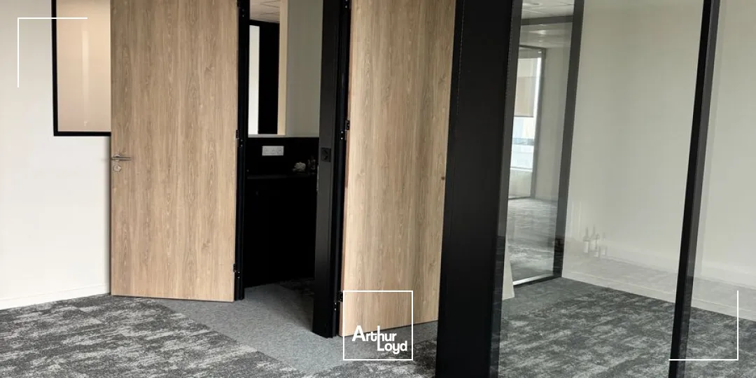 Locaux d'activité à louer à AVELIN 59710