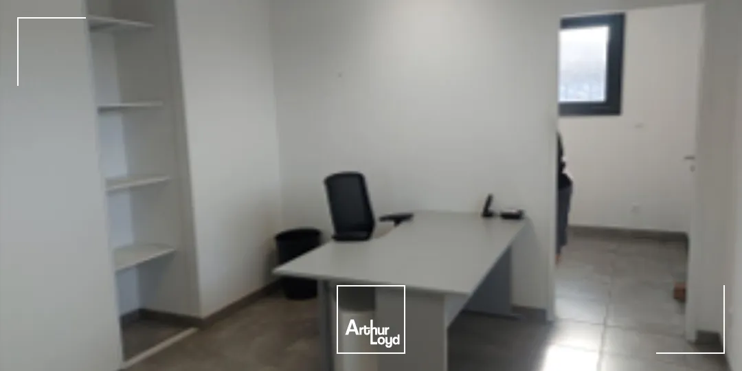 A louer Local d'activité Tonnay Charente 480m²