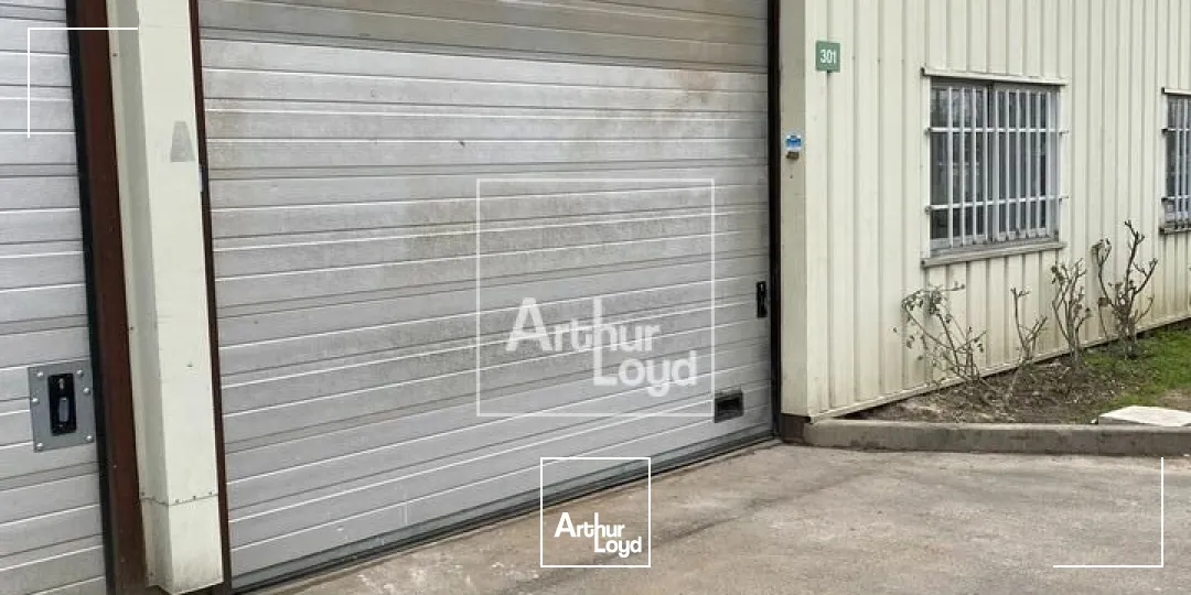 PETIT ENTREPOT LISSES A LOUER