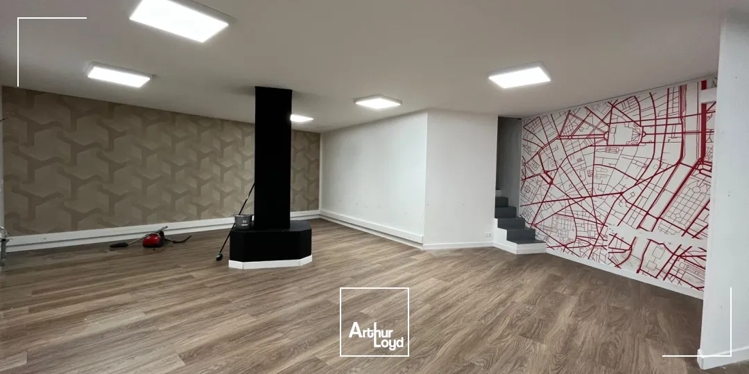 À LOUER - LOCAL COMMERCIAL DE 240M2 - ST-QUENTIN