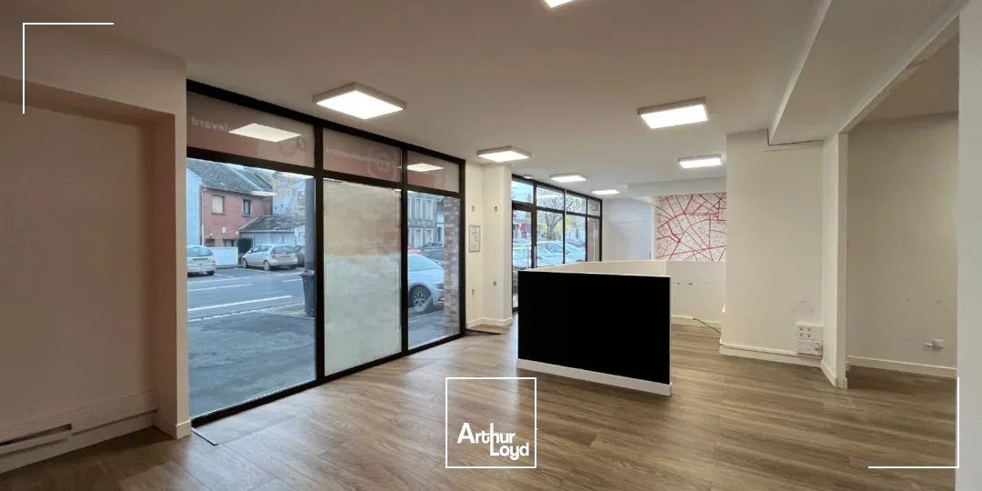 À LOUER - LOCAL COMMERCIAL DE 240M2 - ST-QUENTIN