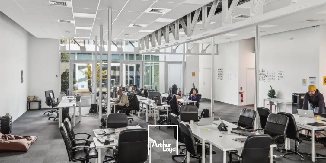 BUREAUX STANDING A LOUER NANTES MADELEINE - GARE - CHAMP DE MARS - CITE DES CONGRES