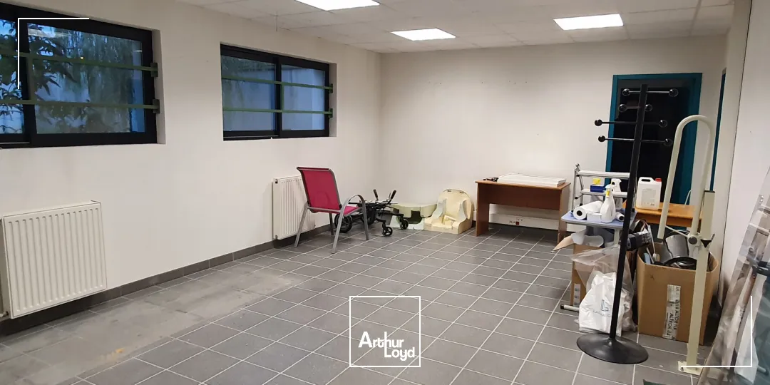 A VENDRE - LIMOGES secteur Chenieux - bureaux de 825 m² avec parking