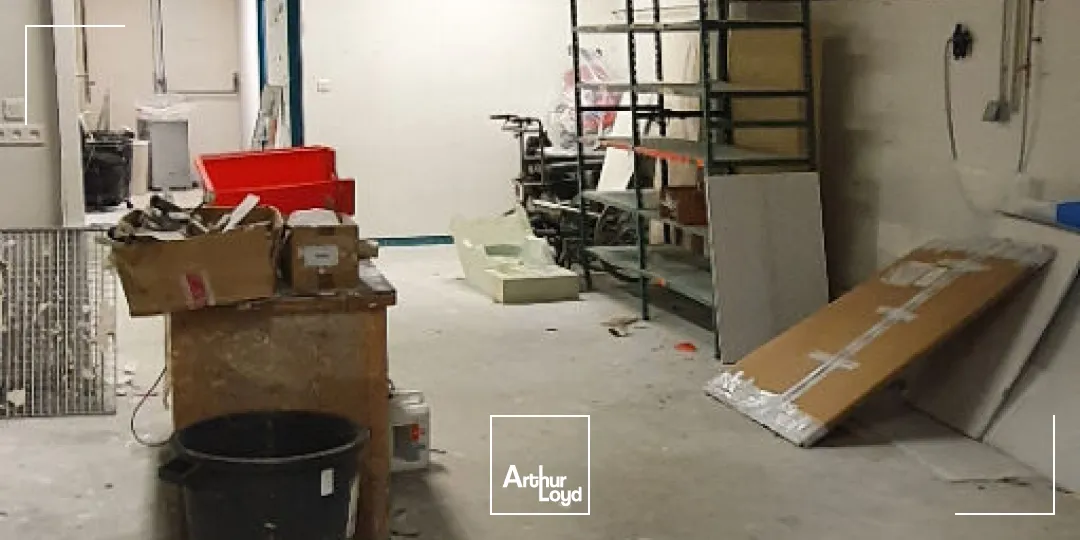 A VENDRE - LIMOGES secteur Chenieux - bureaux de 825 m² avec parking