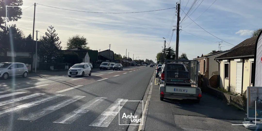 A LOUER 580m2 divisible -Local commercial AUCHY LES MINES ,axe Lille Béthune