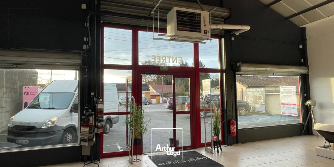 A LOUER 580m2 divisible -Local commercial AUCHY LES MINES ,axe Lille Béthune