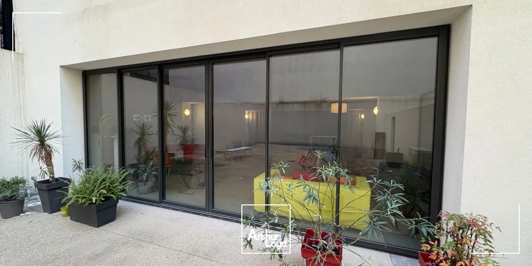 Bureaux / local avec cour à vendre - La Joliette - 13002 Marseille