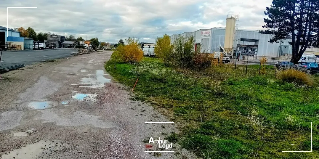 A VENDRE terrain secteur Torcy